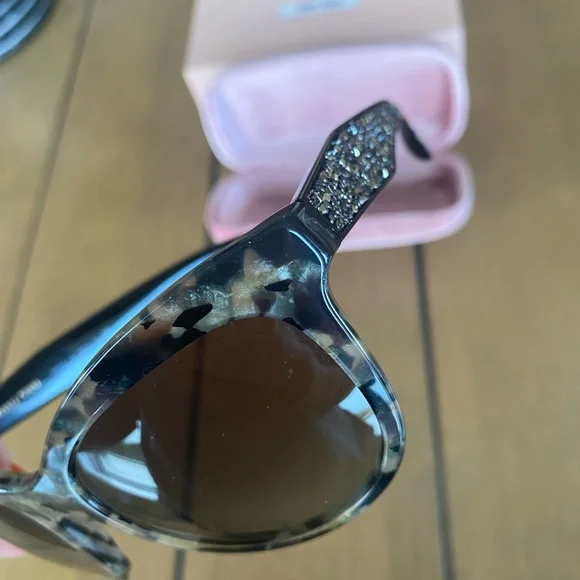 Miu Miu sunglasses with Swarovski Crystals - Picture 4 of 5